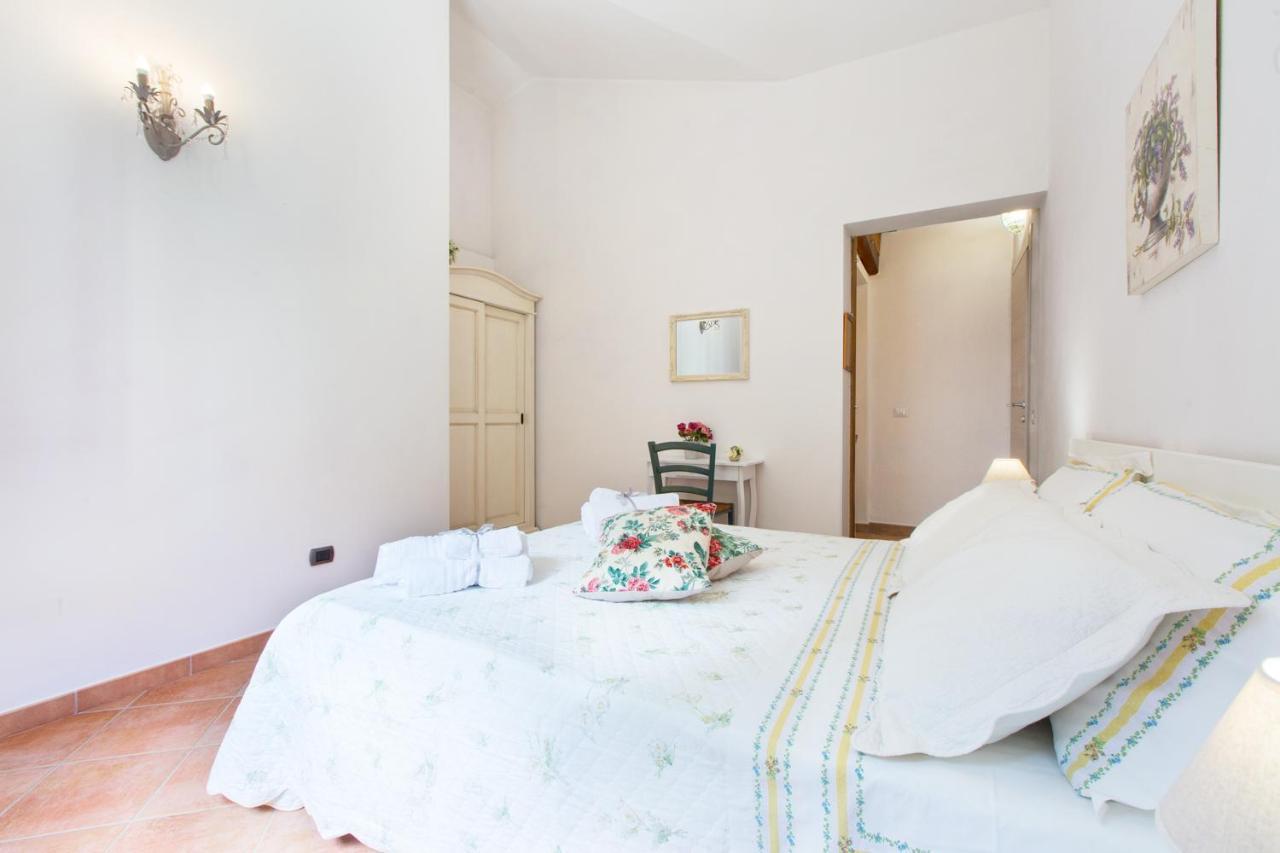 B&B La Vela Chia Eksteriør bilde